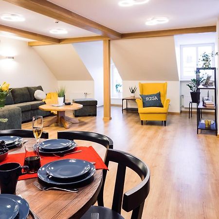 Rothko Apartment/8 Guests/4Bedrooms/Riga Old Town المظهر الخارجي الصورة