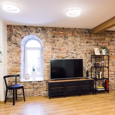 Rothko Apartment/8 Guests/4Bedrooms/Riga Old Town المظهر الخارجي الصورة