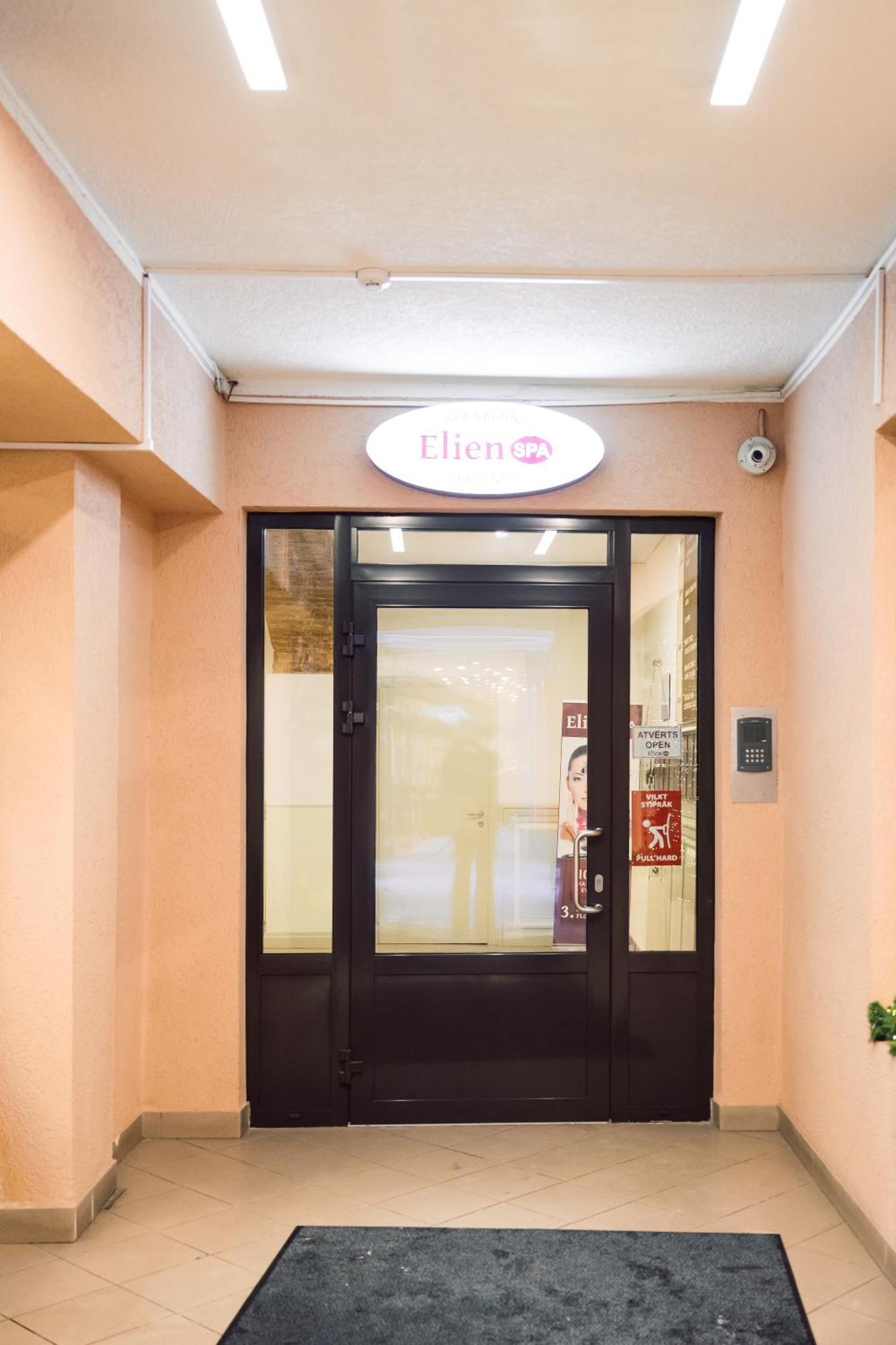 Rothko Apartment/8 Guests/4Bedrooms/Riga Old Town المظهر الخارجي الصورة