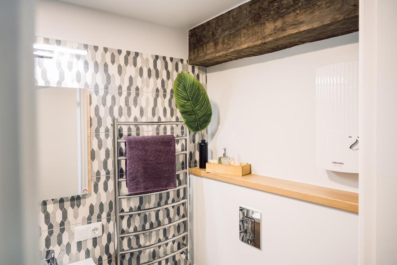 Rothko Apartment/8 Guests/4Bedrooms/Riga Old Town المظهر الخارجي الصورة